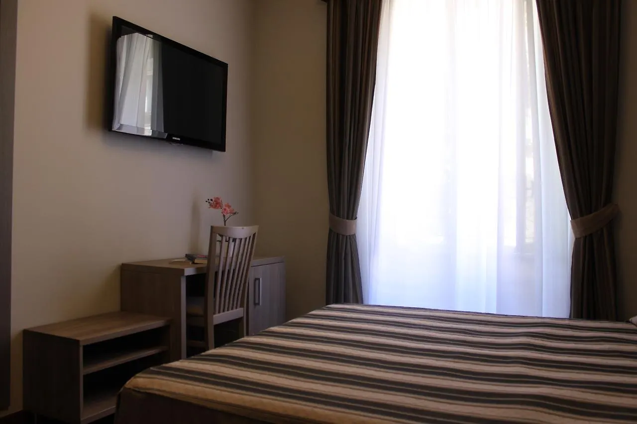 Bed & Breakfast Dreams Roma B&B Italy